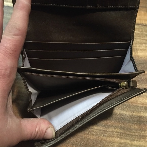 Coach Signature C Khaki and Tan Wallet - Picture 9 of 9